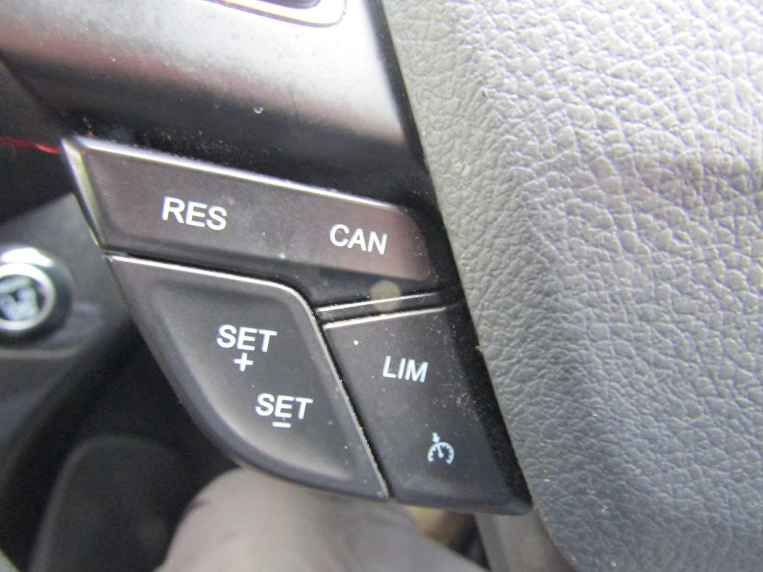 Used Ford Kuga 2017 for sale - 77983643: Photo 48