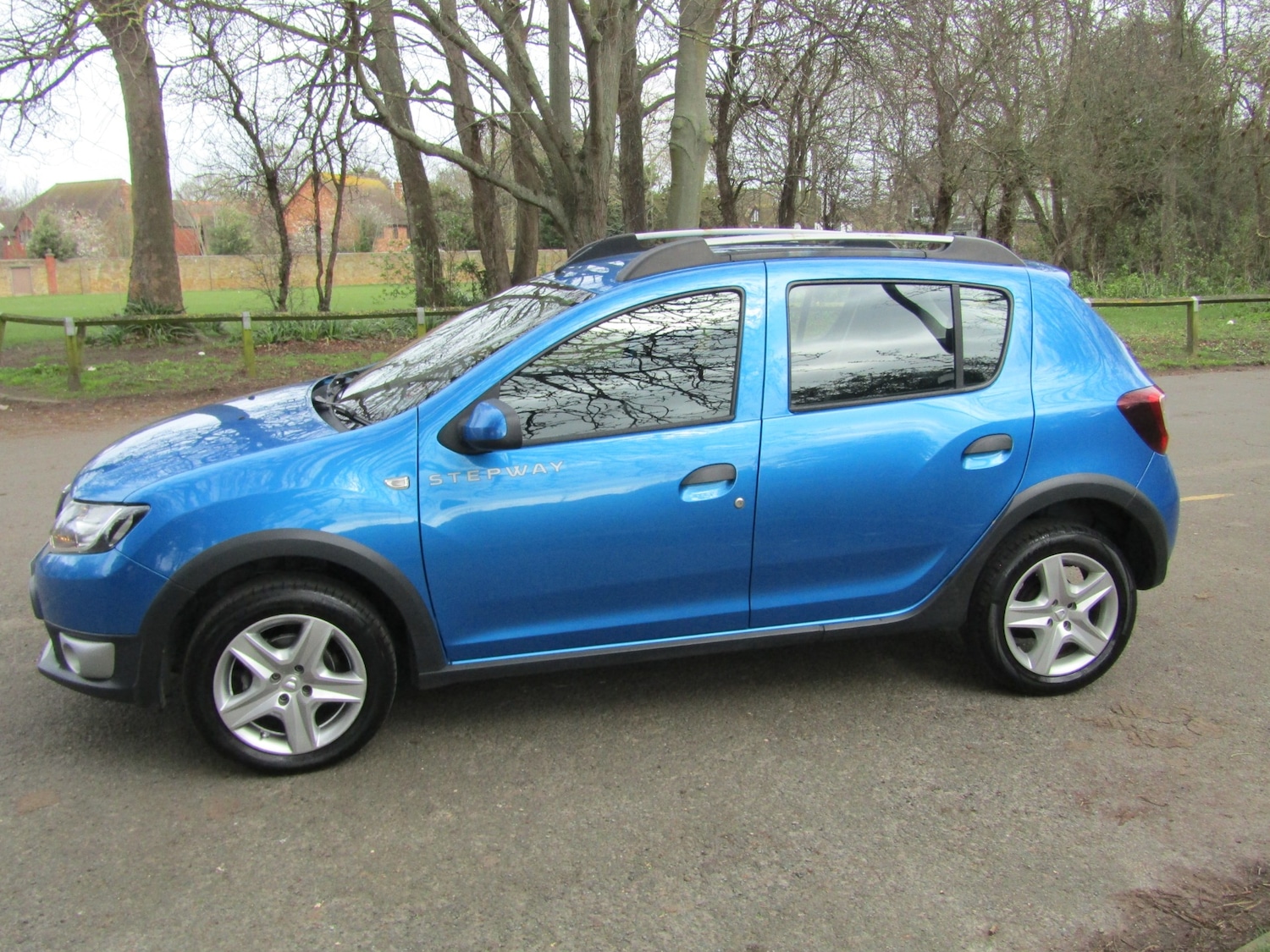 Used Dacia Sandero Stepway 2016 for sale - 77689513: Photo 7