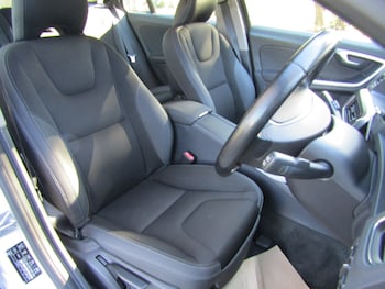 Used Volvo V60 2014 for sale - 77746172: Photo