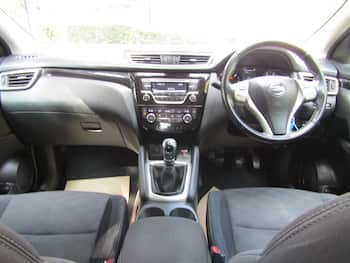 Used Nissan Qashqai 2017 for sale - 79593889: Photo