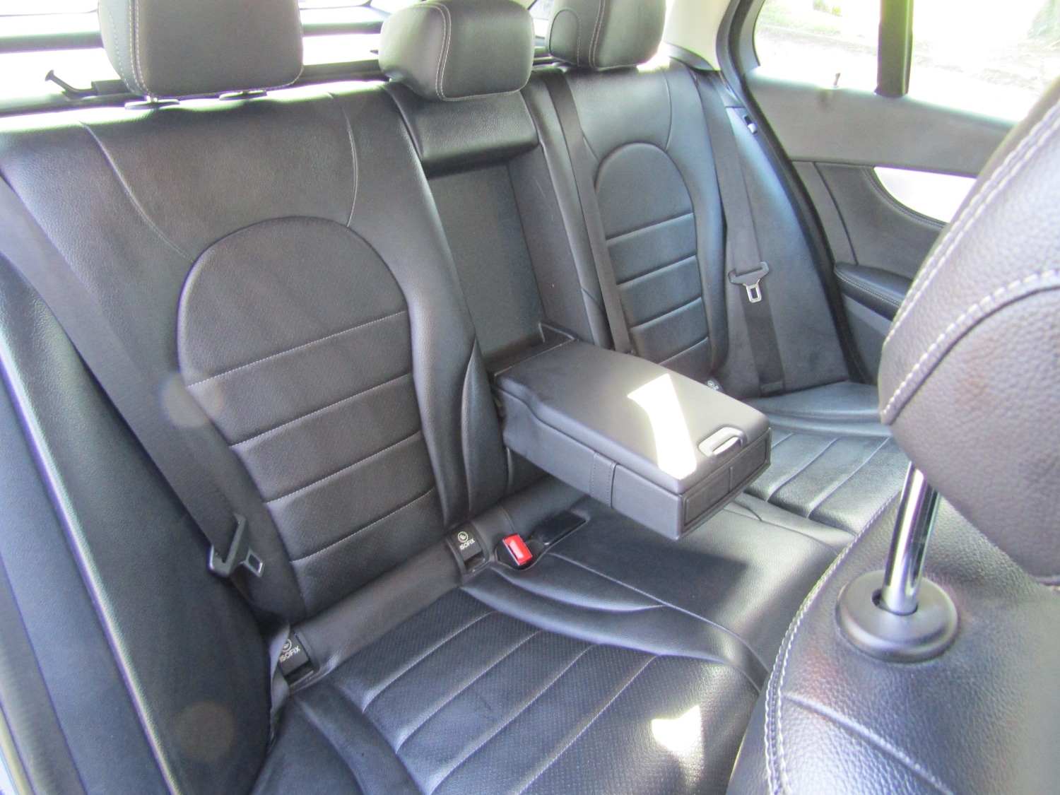 Used Mercedes-Benz C Class 2015 for sale - 77665113: Photo 17