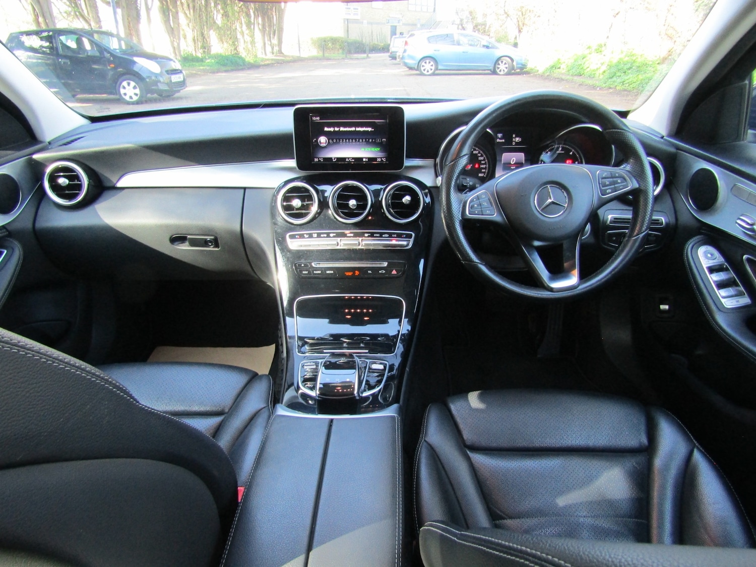 Used Mercedes-Benz C Class 2015 for sale - 77665113: Photo 2