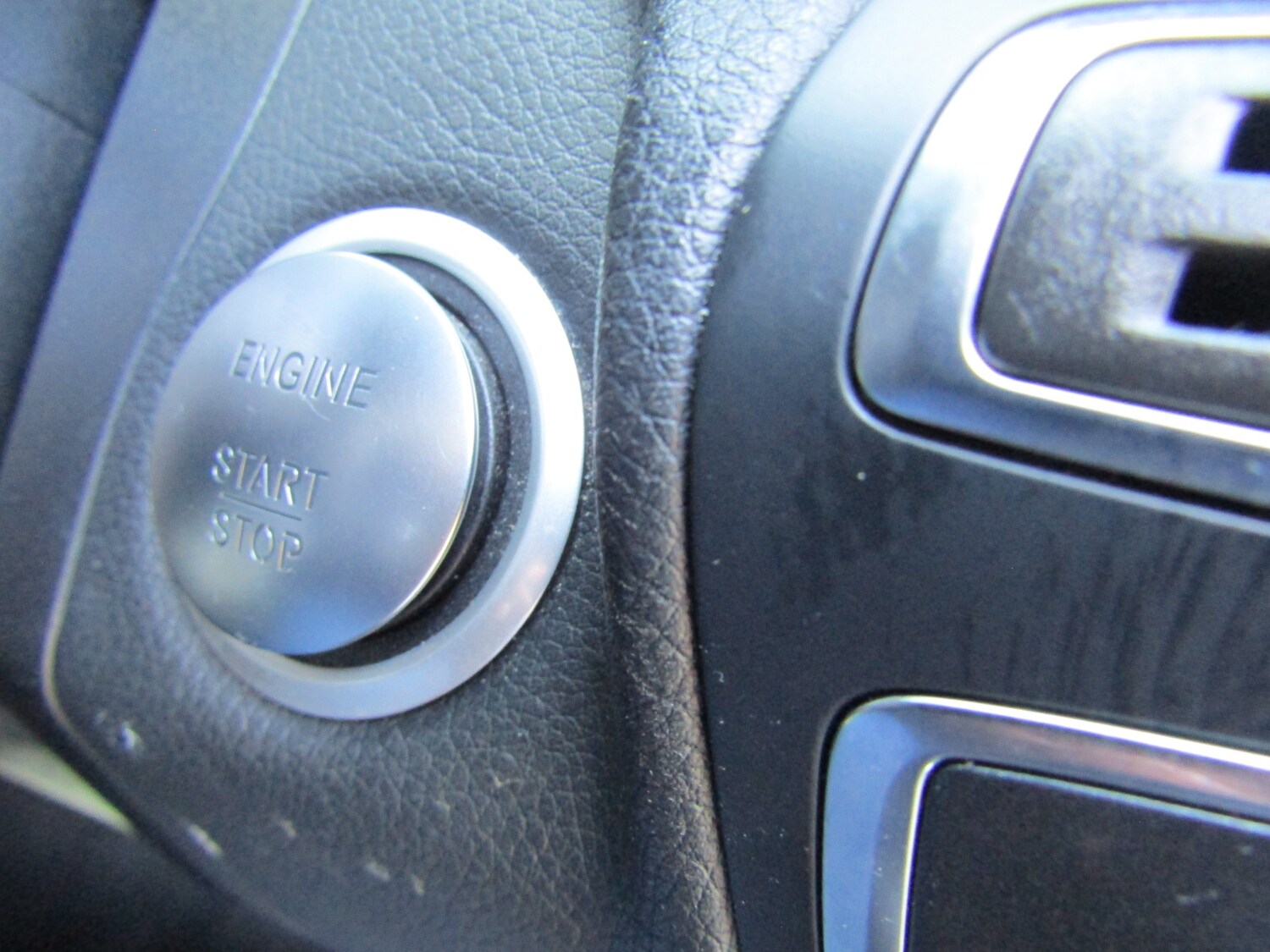 Used Mercedes-Benz C Class 2015 for sale - 77665113: Photo 37