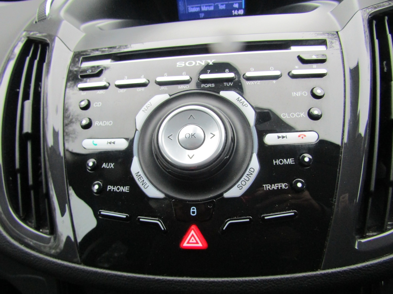 Used Ford Kuga 2015 for sale - 76352371: Photo 16