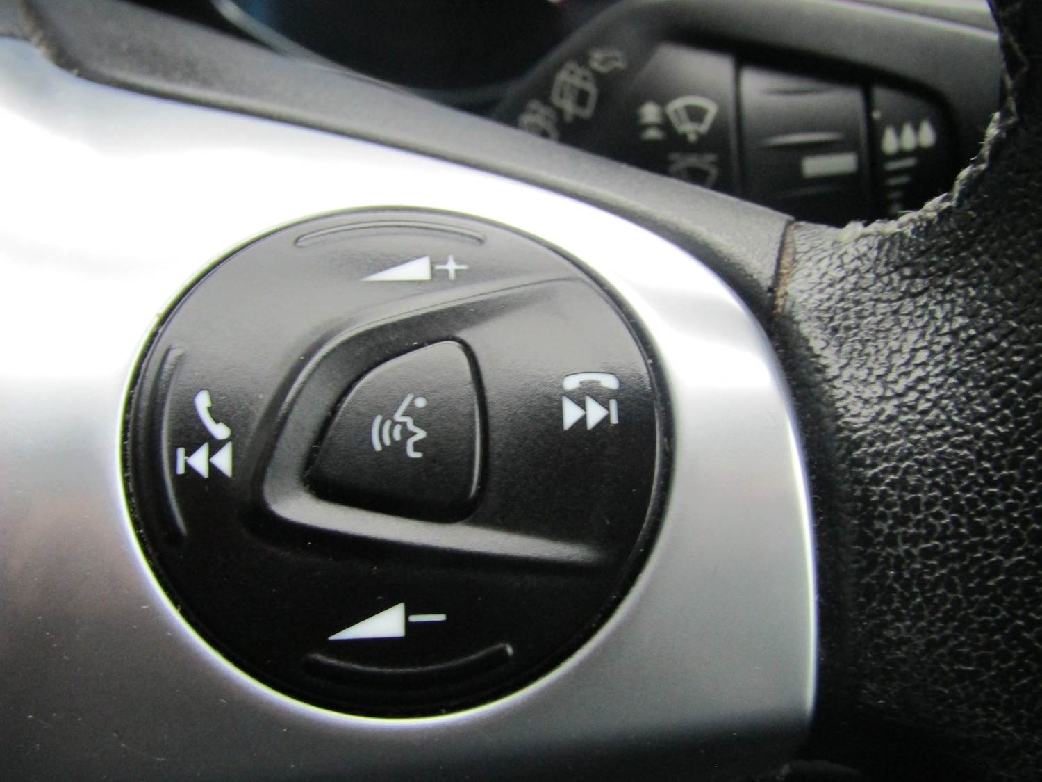 Used Ford Kuga 2015 for sale - 76352371: Photo 27