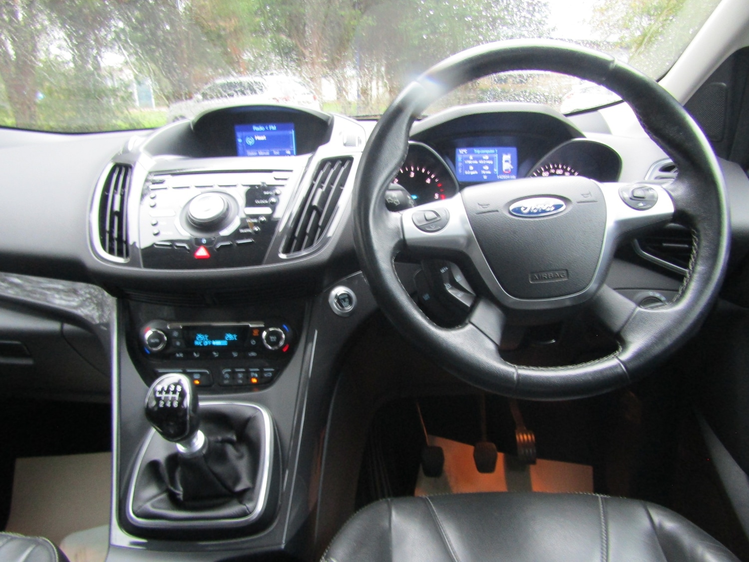 Used Ford Kuga 2015 for sale - 76352371: Photo 6