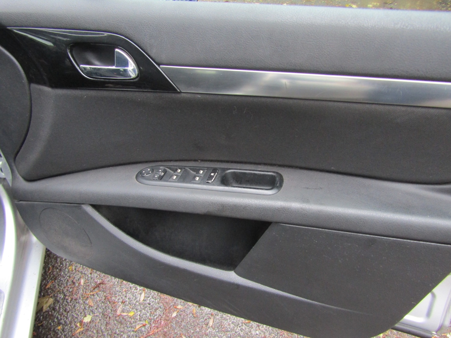 Used Peugeot 407 2010 for sale - 76330818: Photo 14