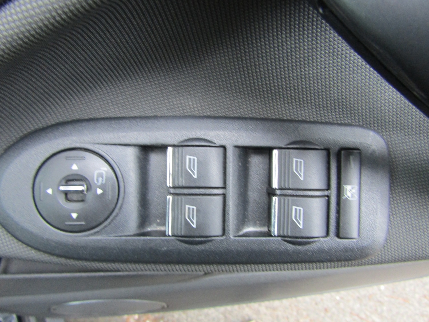 Used Ford Kuga 2011 for sale - 76422136: Photo 17