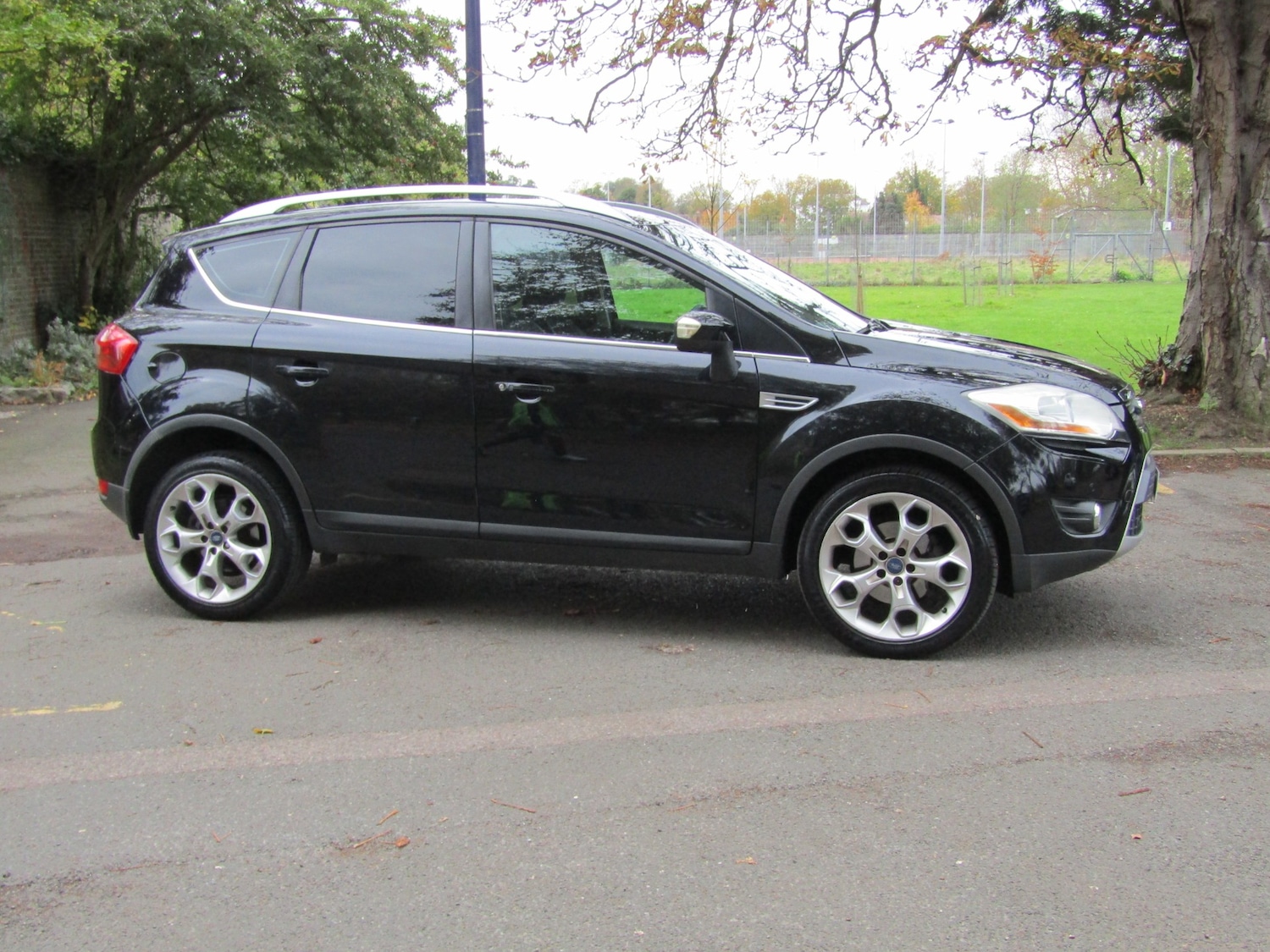 Used Ford Kuga 2011 for sale - 76422136: Photo 5