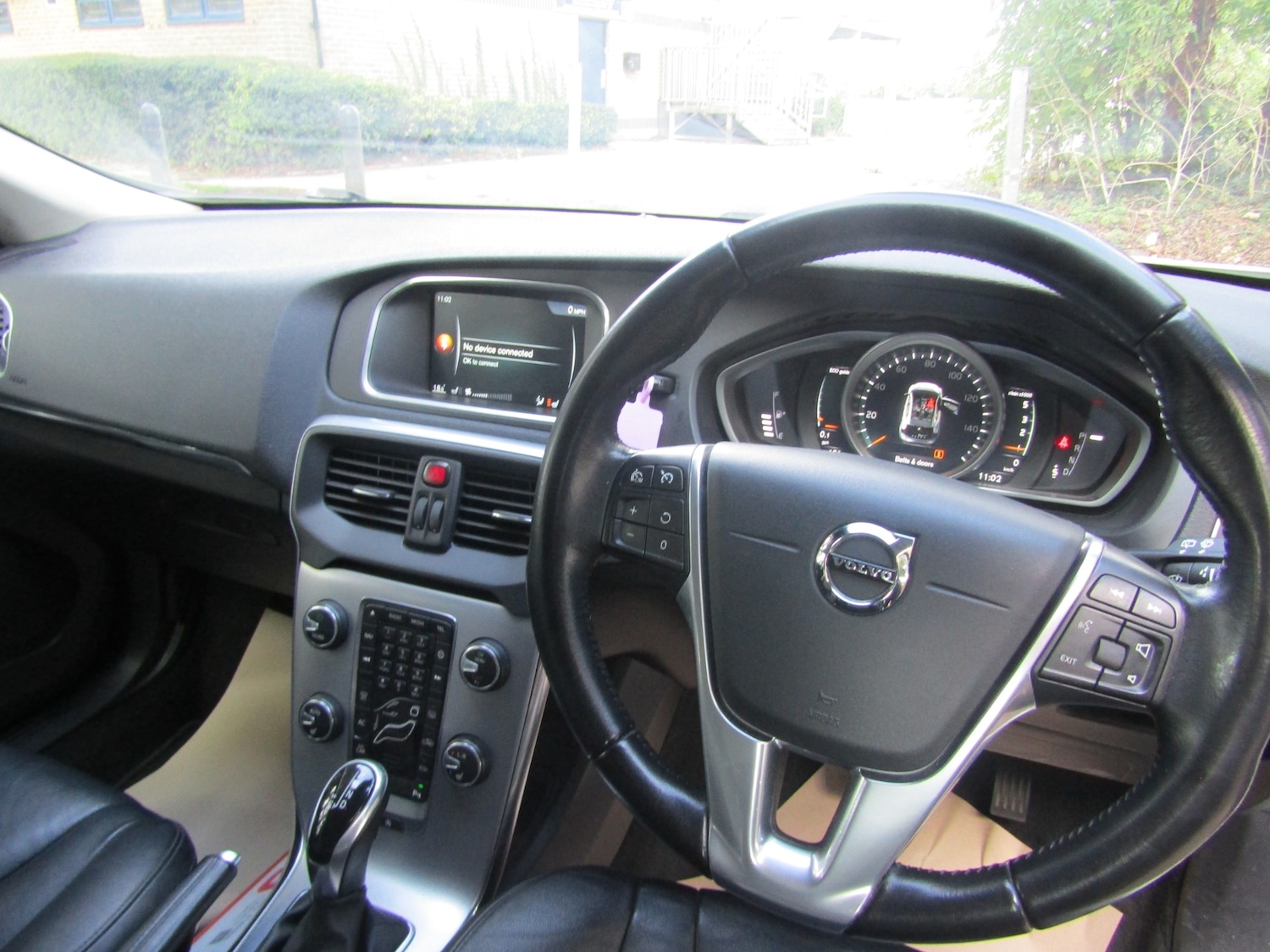 Used Volvo V40 2016 for sale - 75984504: Photo 4
