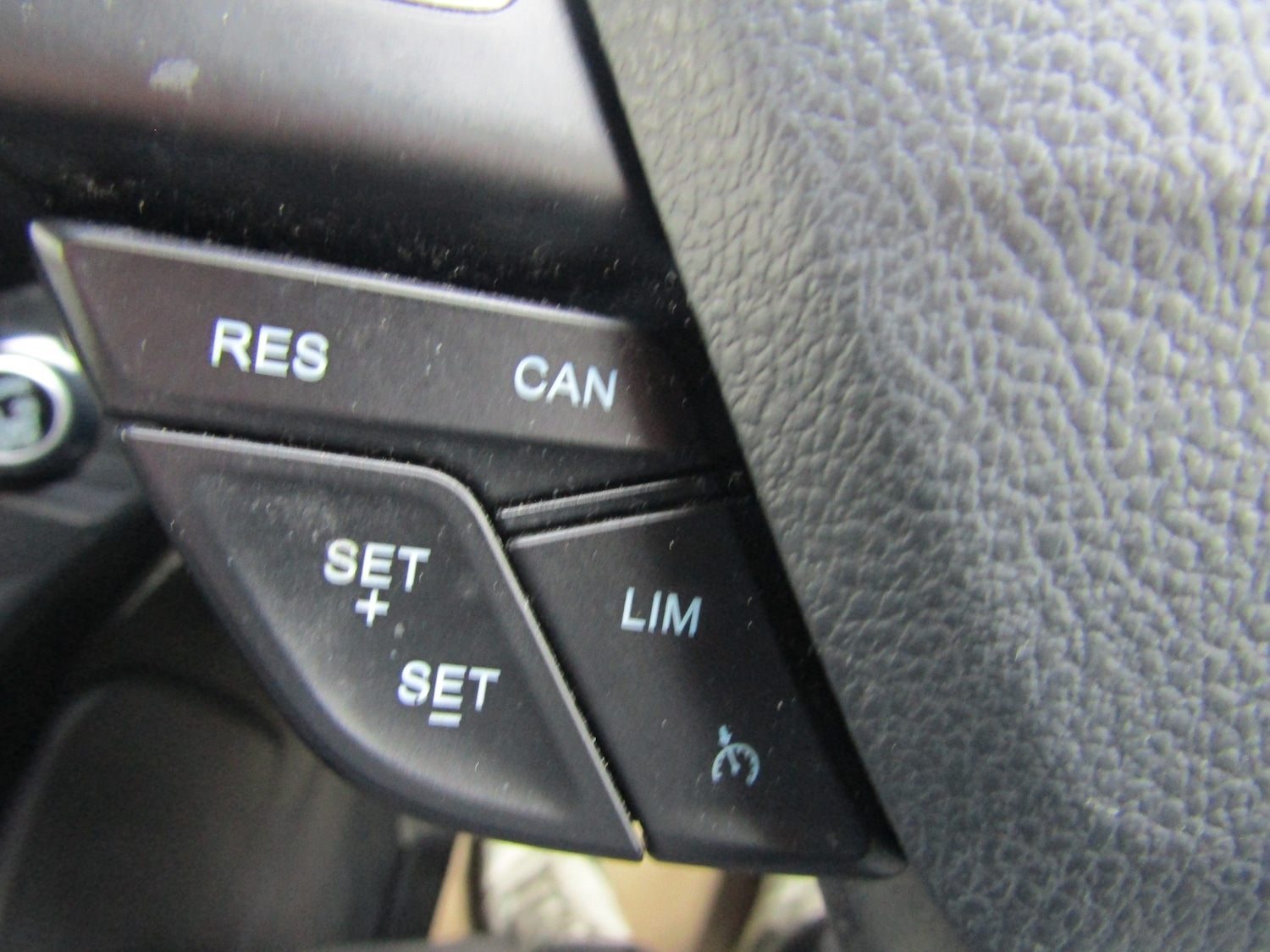 Used Ford Kuga 2017 for sale - 77776273: Photo 20