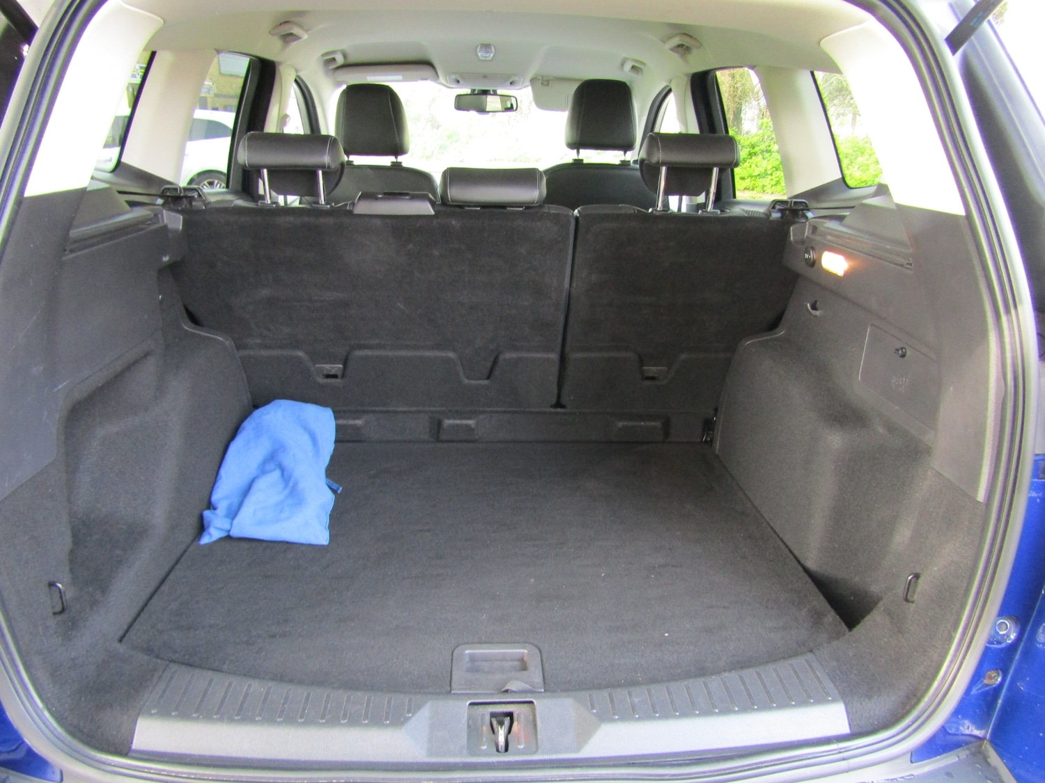 Used Ford Kuga 2015 for sale - 77848153: Photo 15