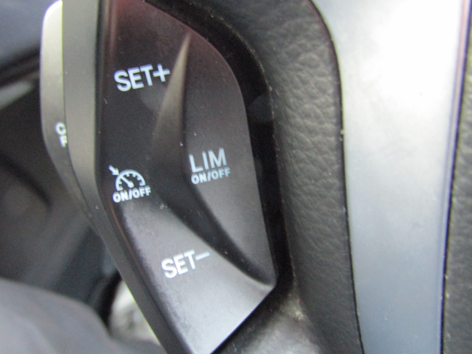 Used Ford Kuga 2015 for sale - 77848153: Photo 22