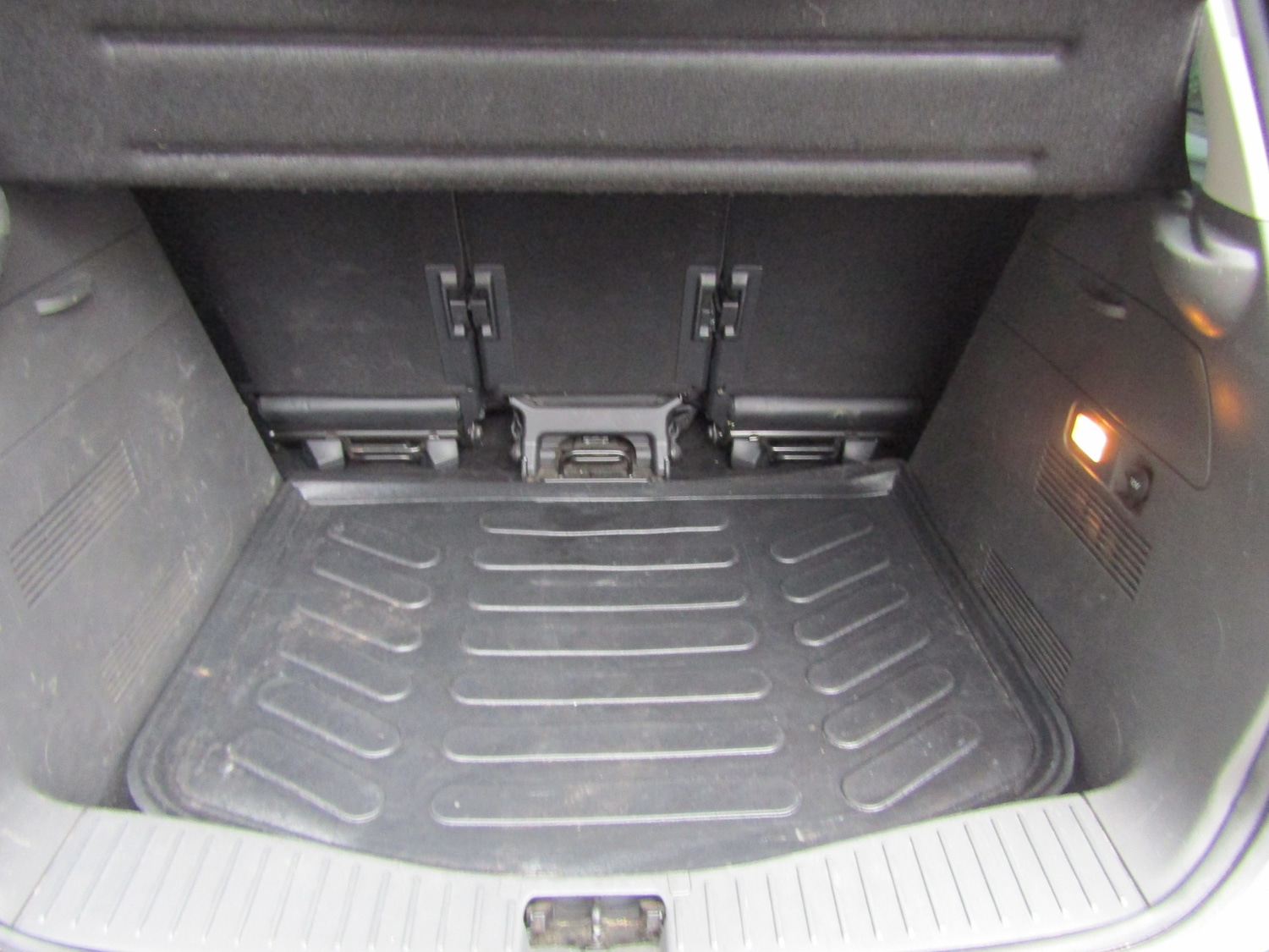 Used Ford C-Max 2008 for sale - 77446229: Photo 16