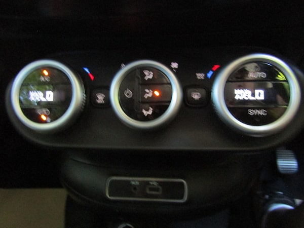 Used Fiat 500X 2015 for sale - 75097382: Photo 19