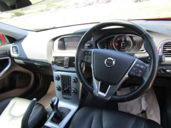 Used Volvo V40 2016 for sale - 75075173: Photo