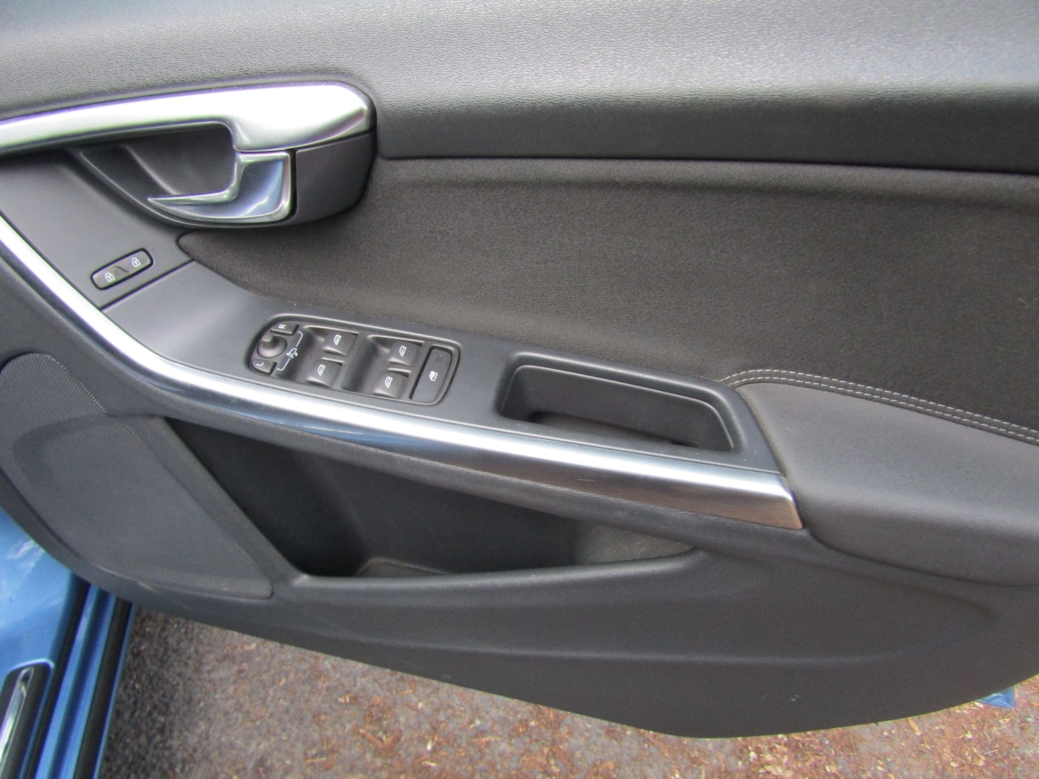 Used Volvo V60 2014 for sale - 76393454: Photo 17