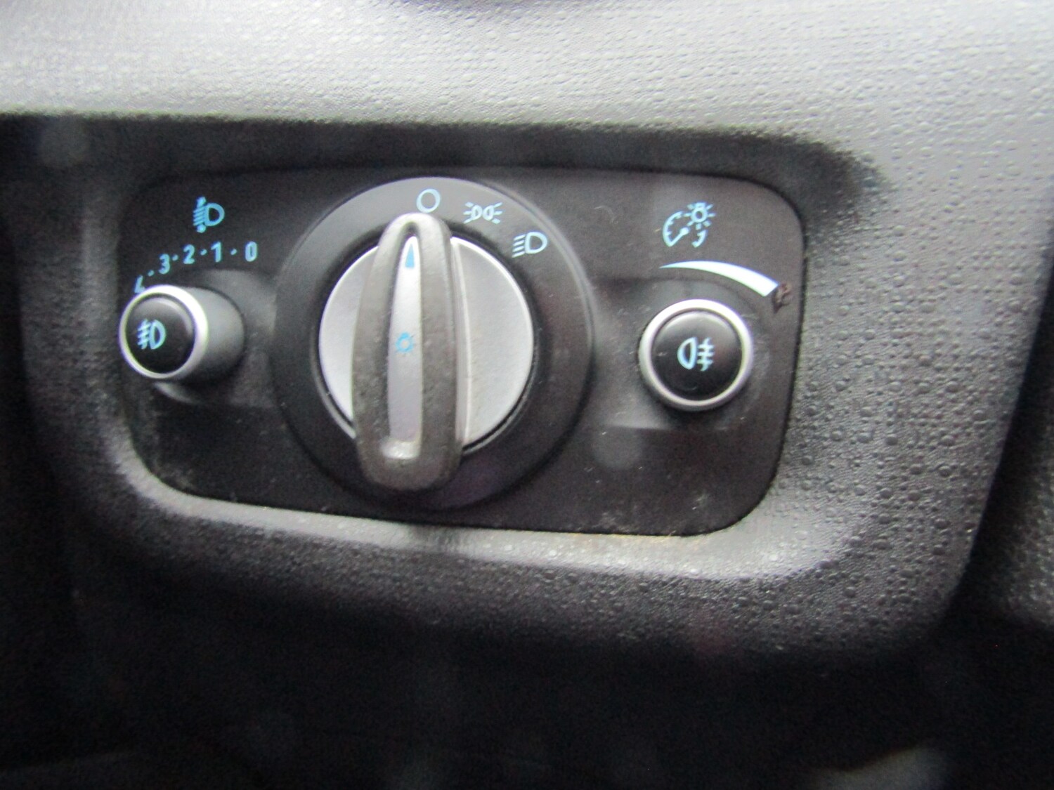 Used Ford Fiesta 2013 for sale - 77337035: Photo 25