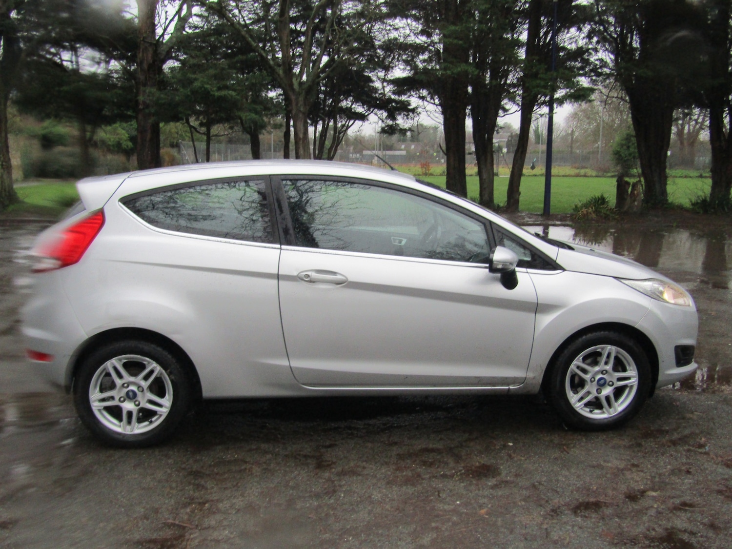 Used Ford Fiesta 2013 for sale - 77337035: Photo 5