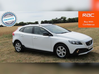 Used Volvo V40 2013 for sale - 79260610: Photo