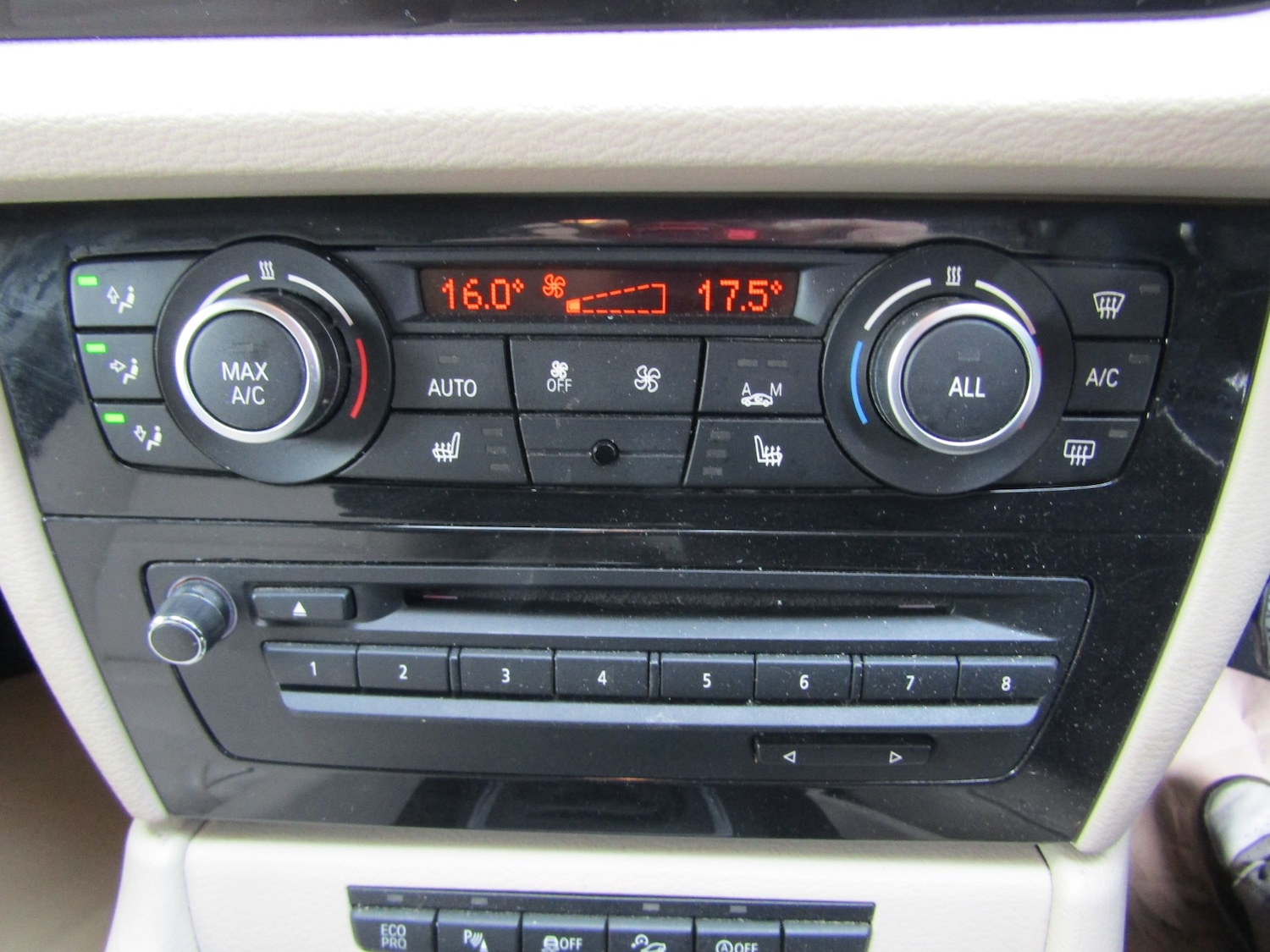 Used BMW X1 2014 for sale - 77687373: Photo 12