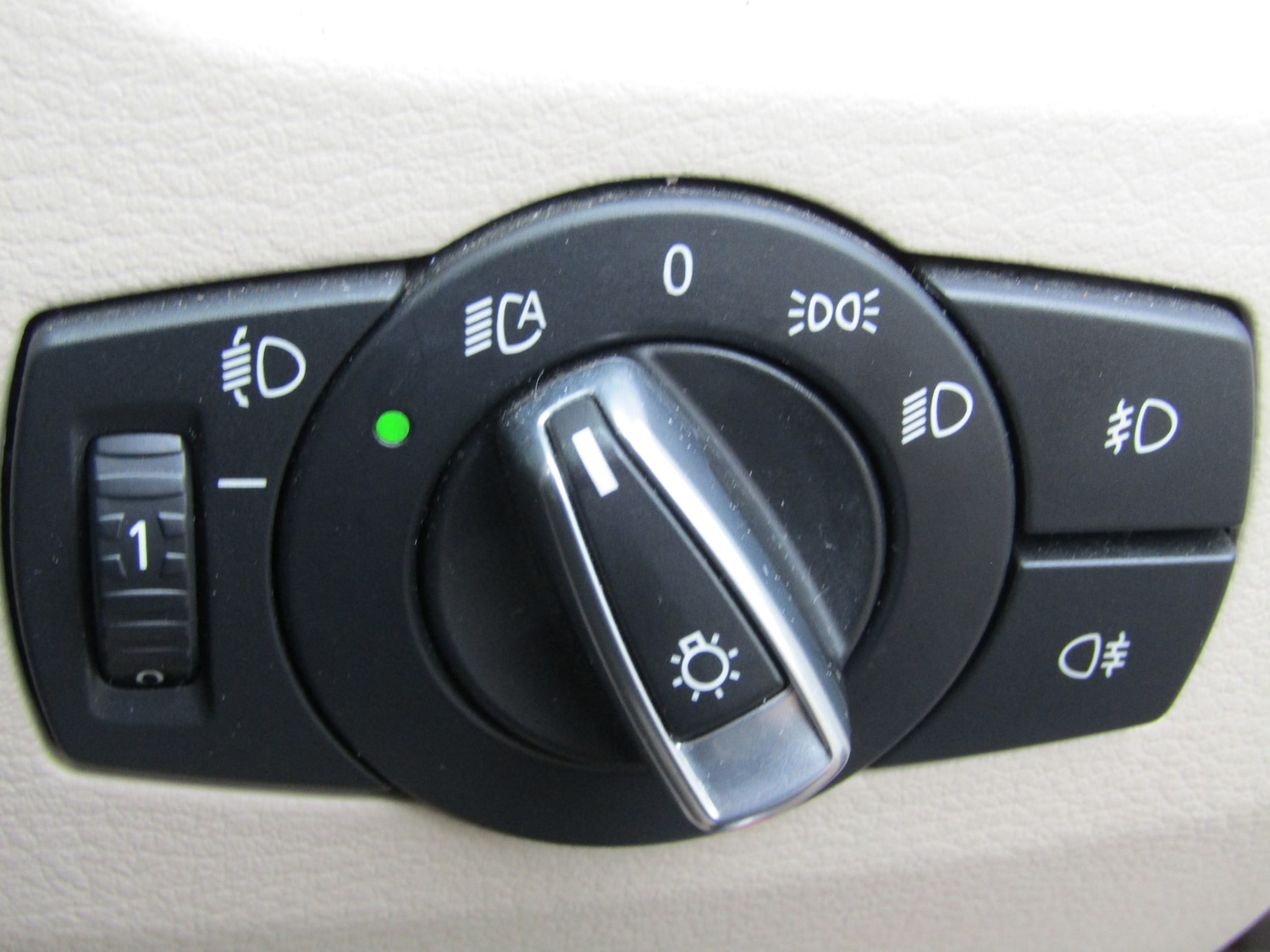 Used BMW X1 2014 for sale - 77687373: Photo 24