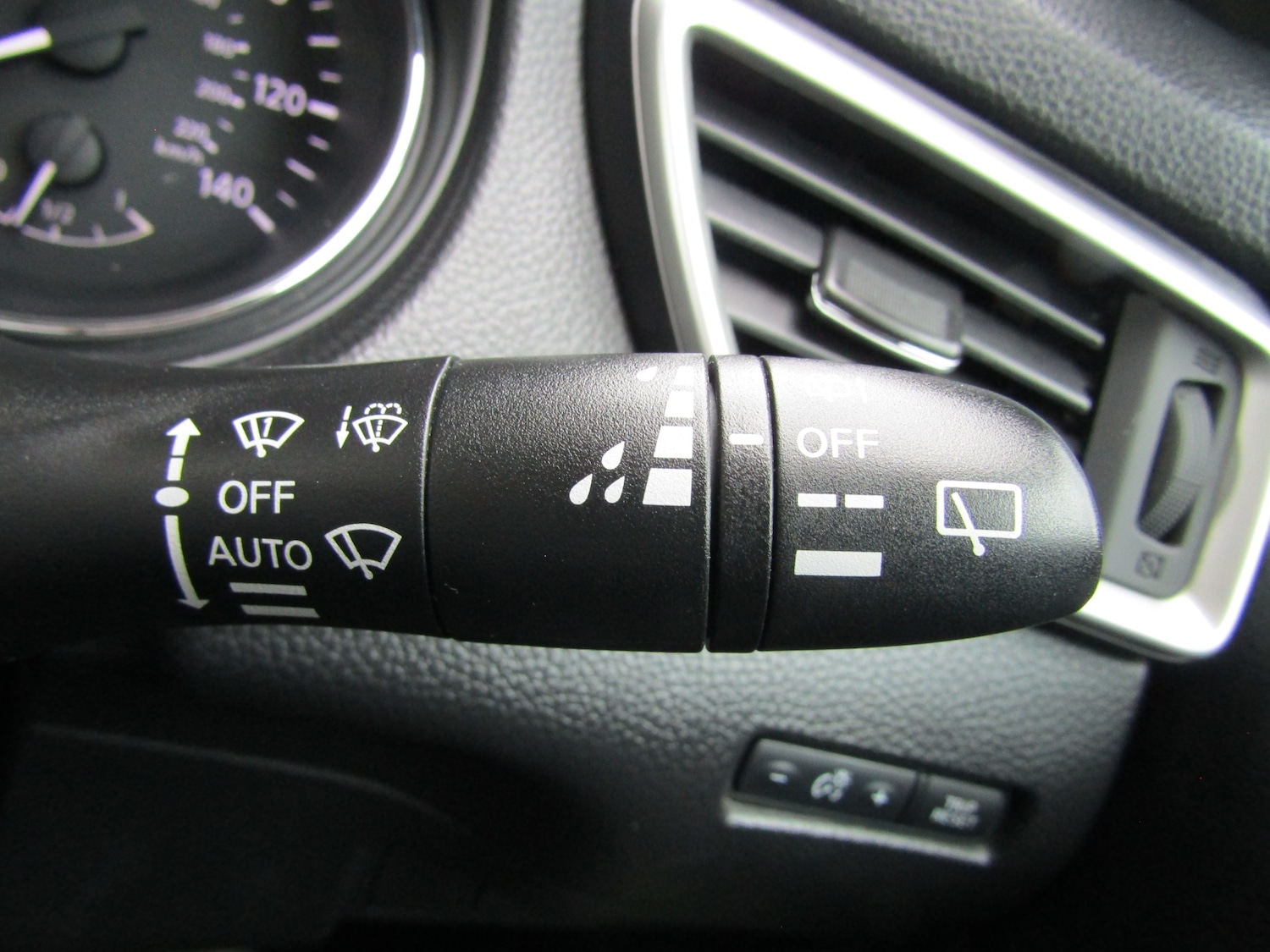 Used Nissan Qashqai 2014 for sale - 77916215: Photo 30