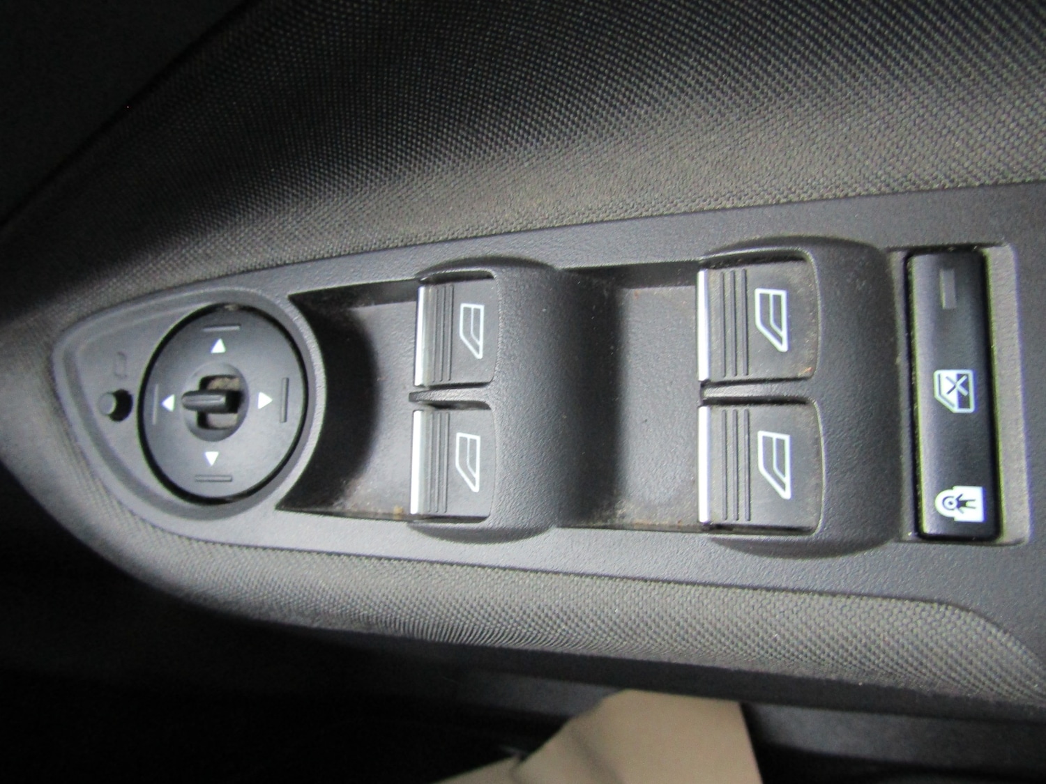 Used Ford C-Max 2016 for sale - 77023191: Photo 24