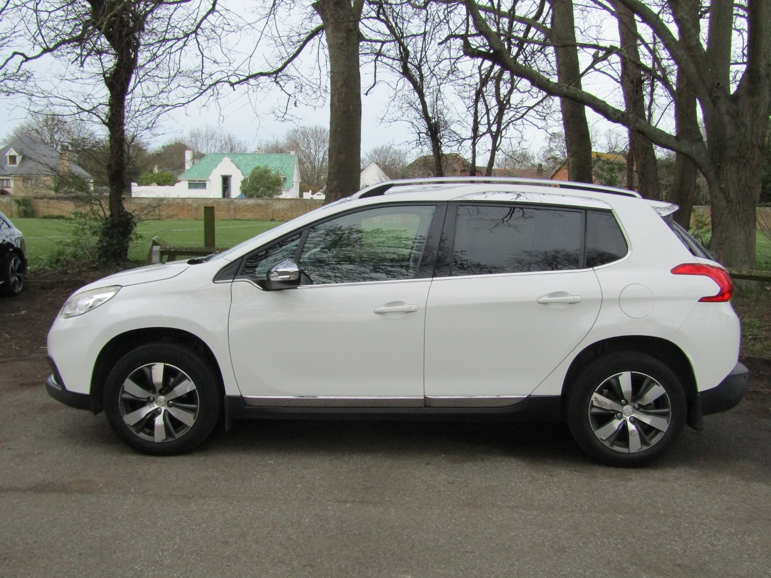 Used Peugeot 2008 2014 for sale - 77873392: Photo 17
