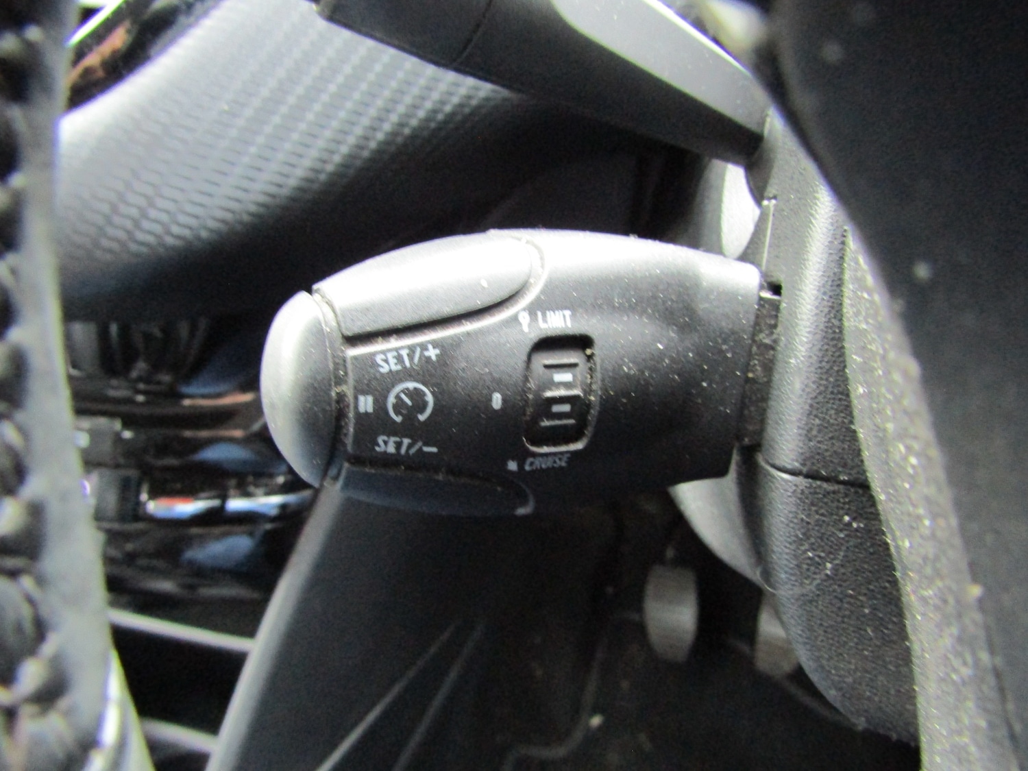 Used Peugeot 2008 2014 for sale - 77873392: Photo 29