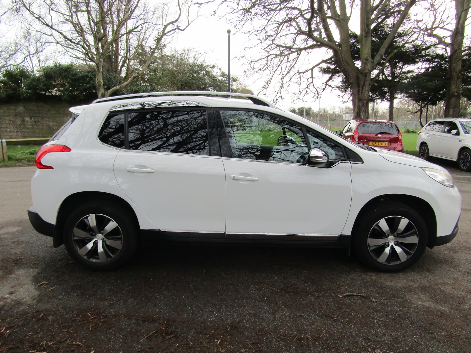 Used Peugeot 2008 2014 for sale - 77873392: Photo 9