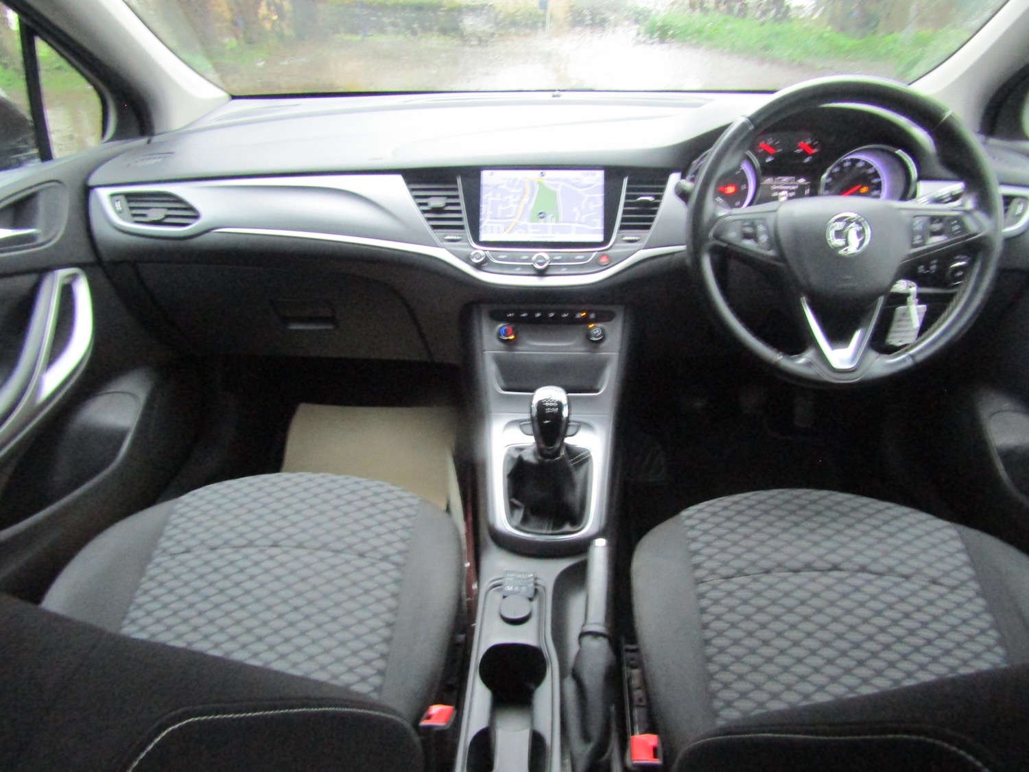 Used Vauxhall Astra 2017 for sale - 77261206: Photo 4