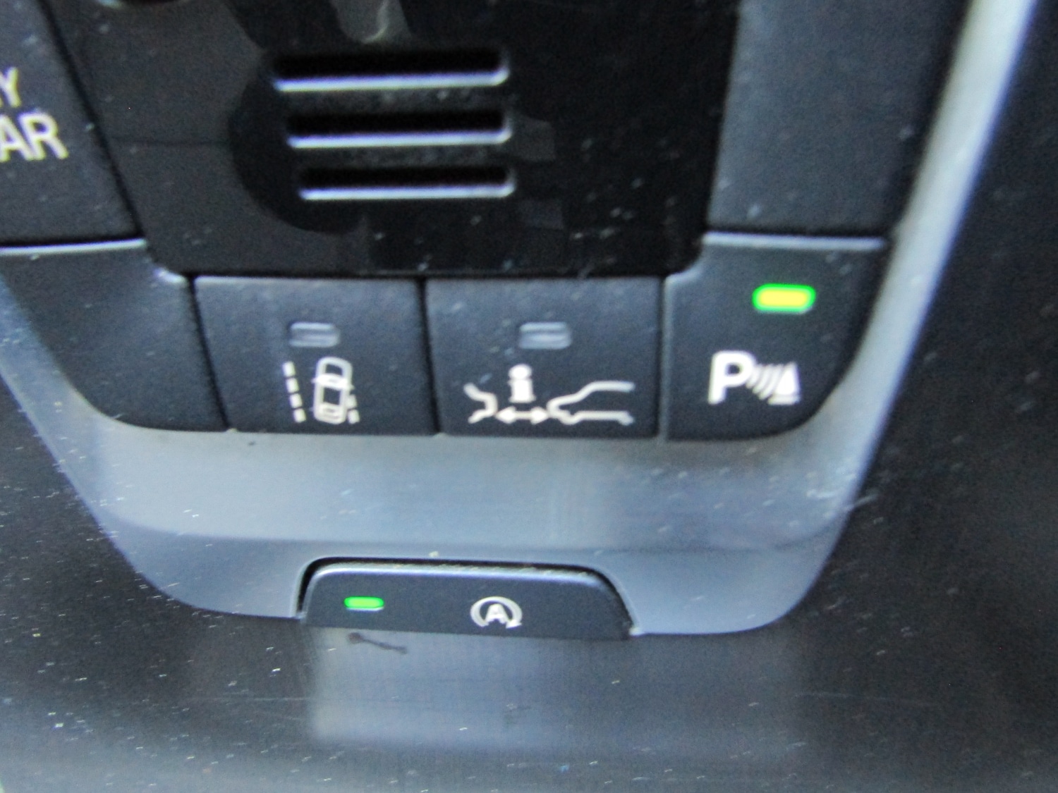 Used Volvo V40 2014 for sale - 77198095: Photo 10