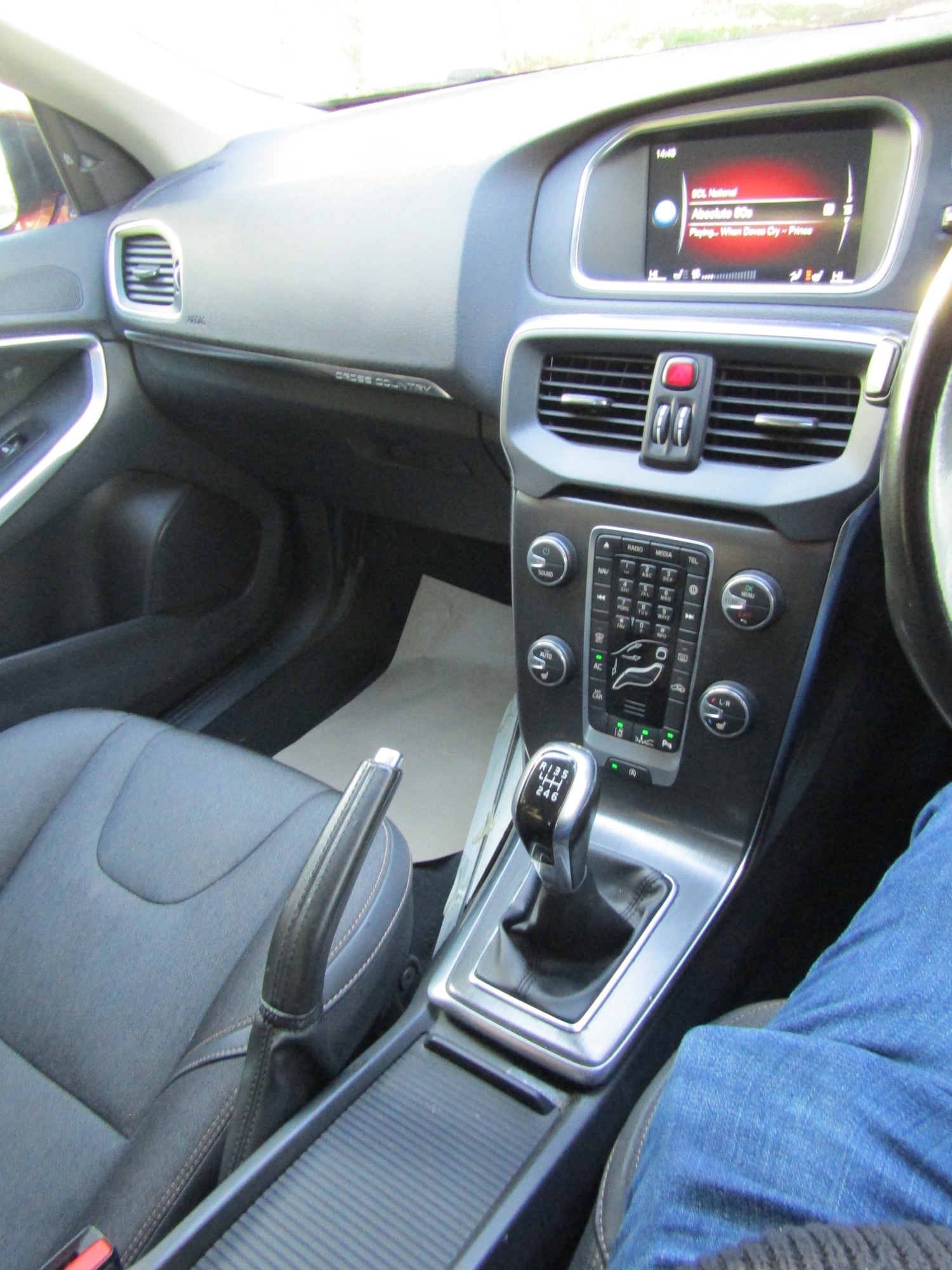 Used Volvo V40 2014 for sale - 77198095: Photo 18