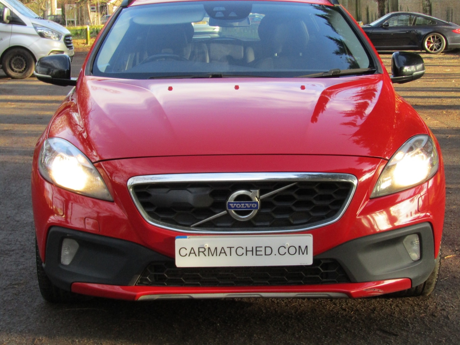 Used Volvo V40 2014 for sale - 77198095: Photo 2