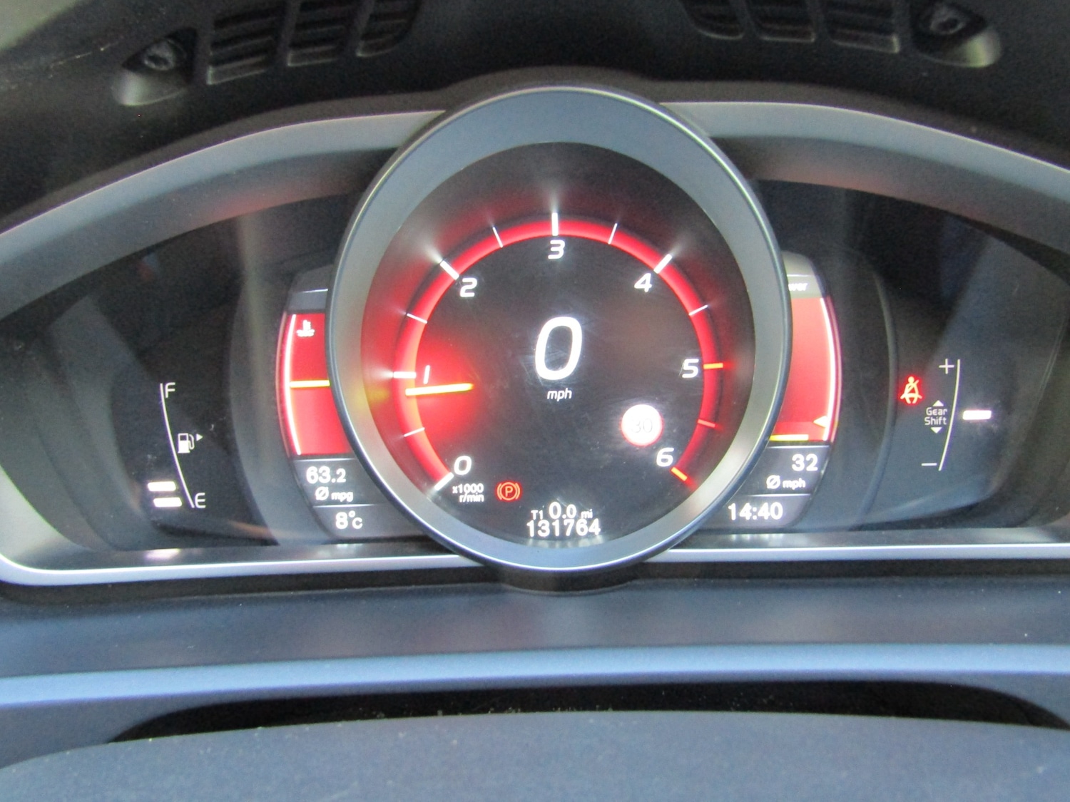 Used Volvo V40 2014 for sale - 77198095: Photo 27