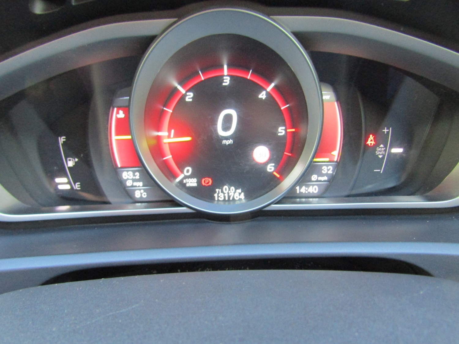 Used Volvo V40 2014 for sale - 77198095: Photo 30