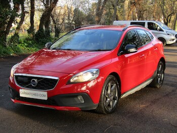 Used Volvo V40 2014 for sale - 77198095: Photo