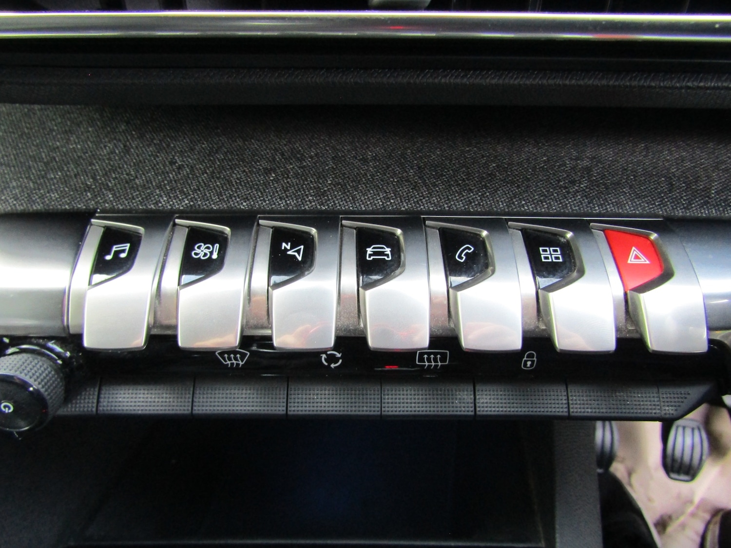 Used Peugeot 3008 2017 for sale - 76893220: Photo 16