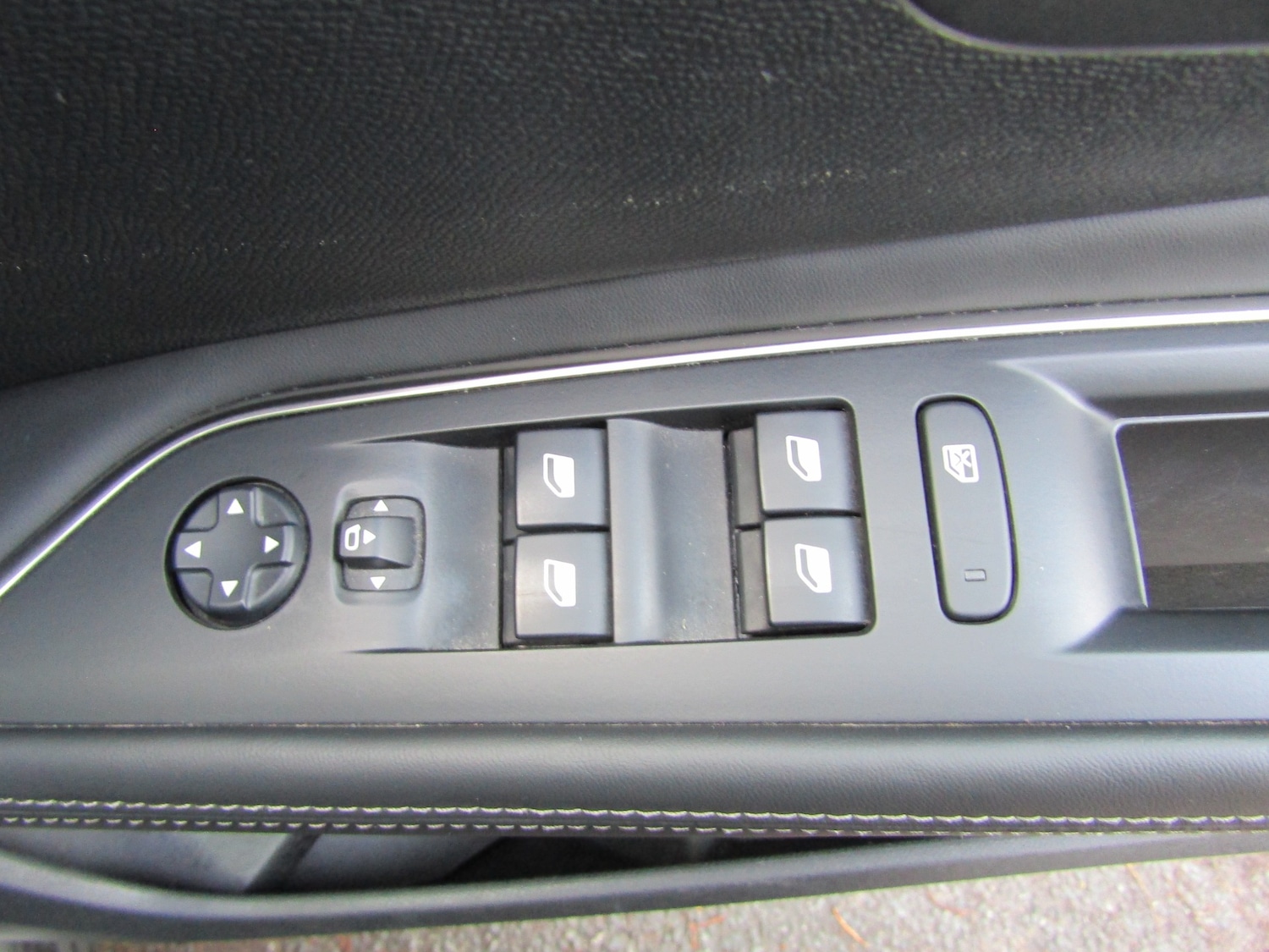 Used Peugeot 3008 2017 for sale - 76893220: Photo 17