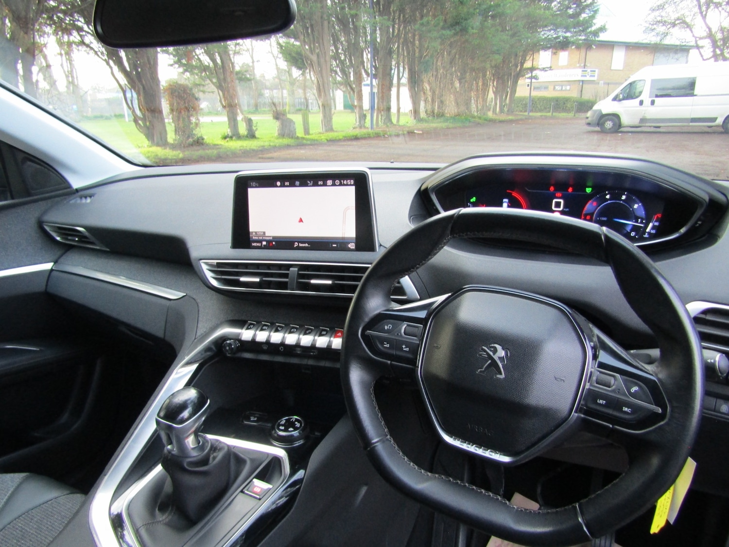 Used Peugeot 3008 2017 for sale - 76893220: Photo 2