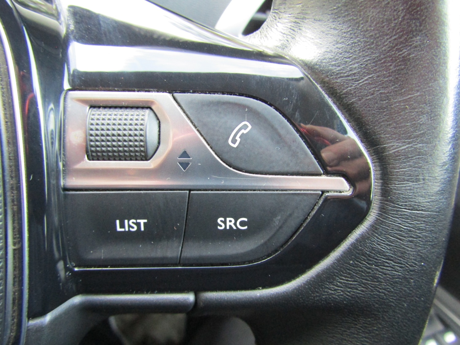 Used Peugeot 3008 2017 for sale - 76893220: Photo 23