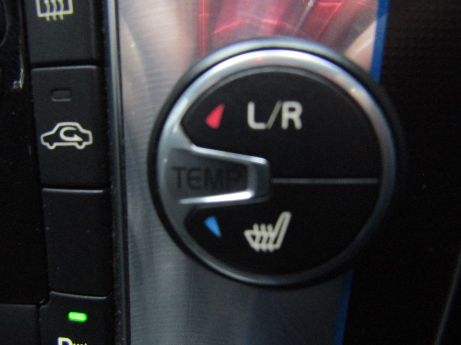 Used Volvo V40 2015 for sale - 76613523: Photo 26