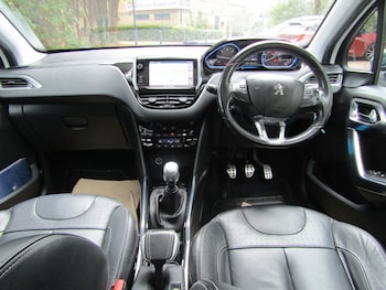 Used Peugeot 2008 2014 for sale - 79500693: Photo