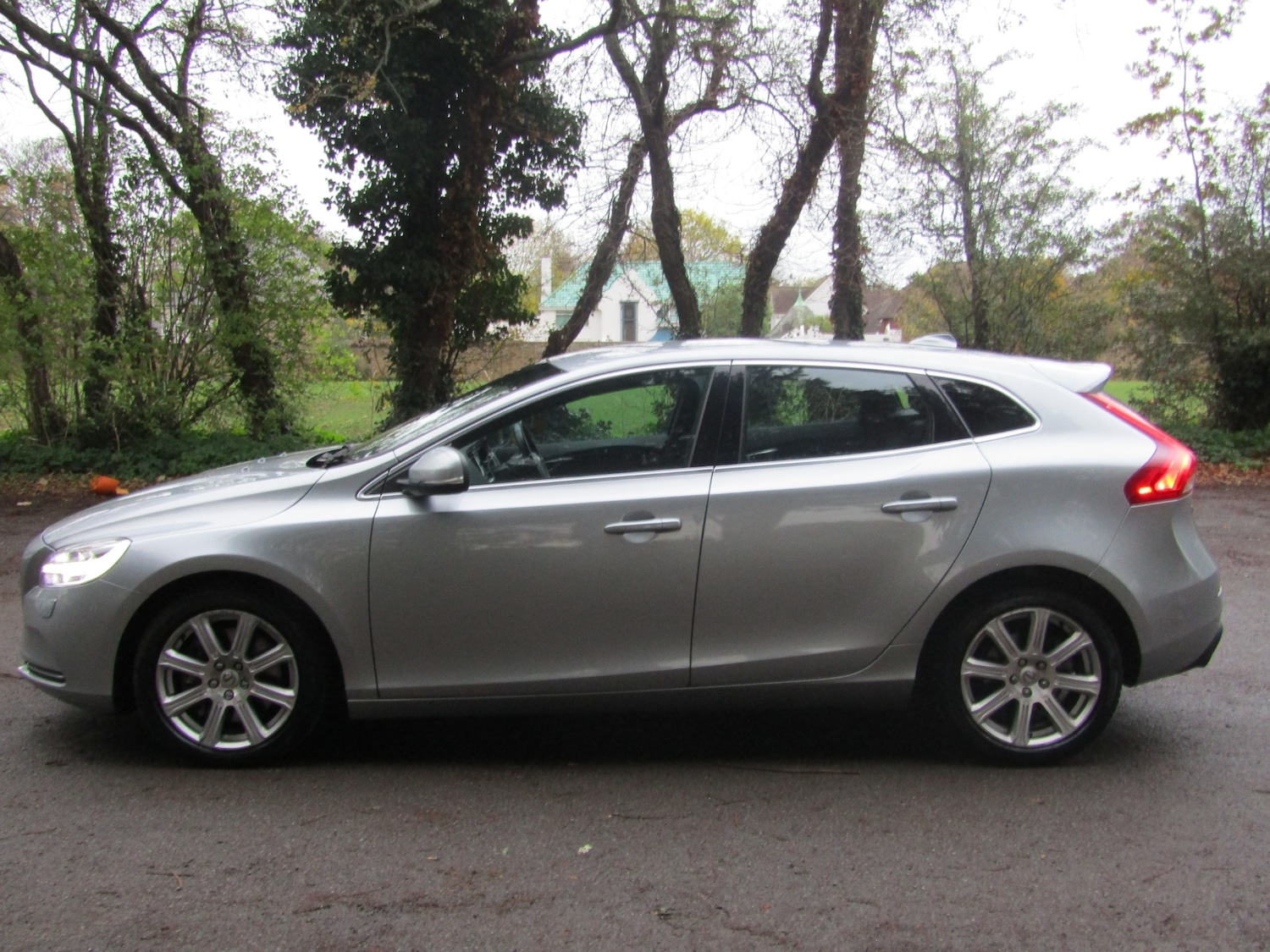 Used Volvo V40 2016 for sale - 76383419: Photo 15
