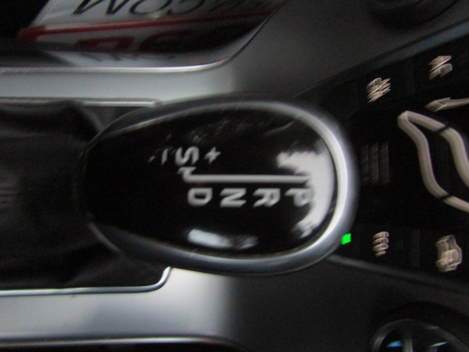 Used Volvo V40 2016 for sale - 76383419: Photo 16