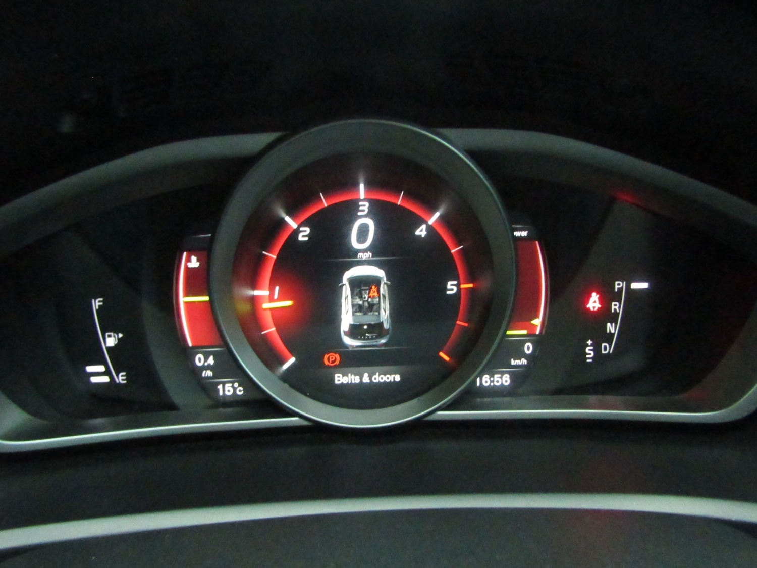 Used Volvo V40 2016 for sale - 76383419: Photo 22