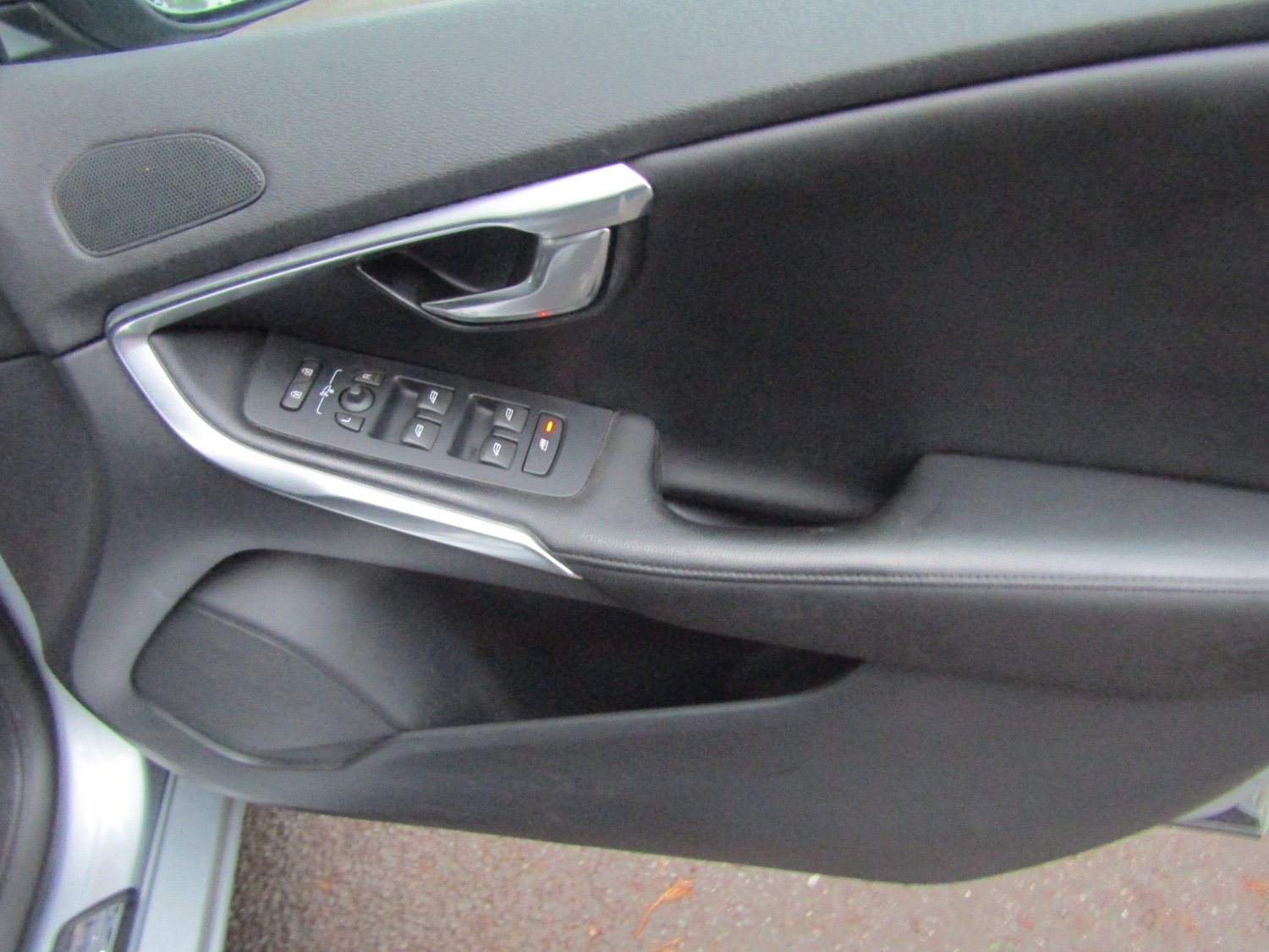 Used Volvo V40 2016 for sale - 76383419: Photo 23