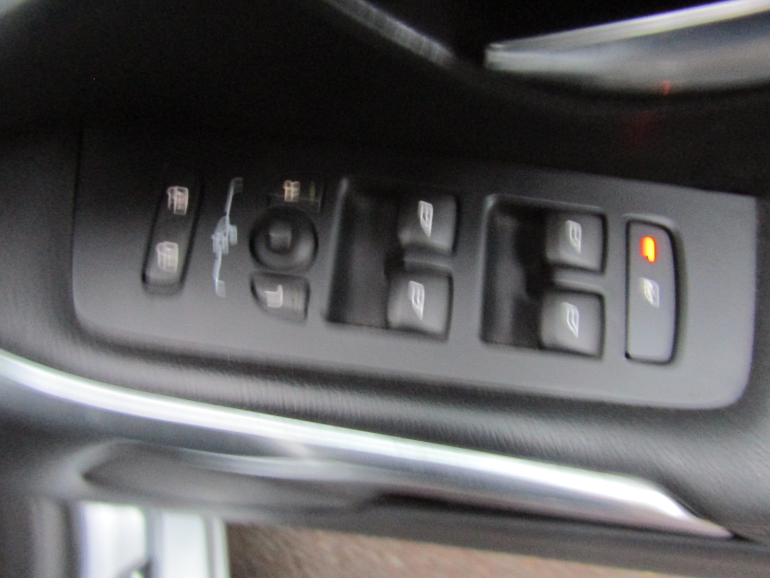 Used Volvo V40 2016 for sale - 76383419: Photo 25