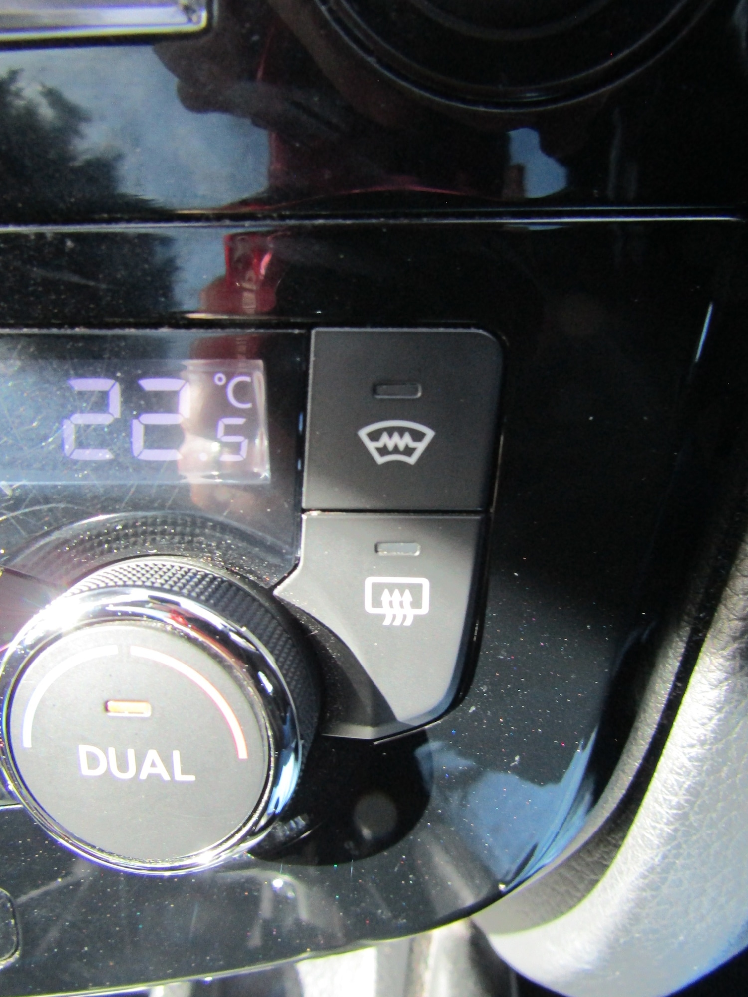 Used Nissan Qashqai 2015 for sale - 77543837: Photo 24